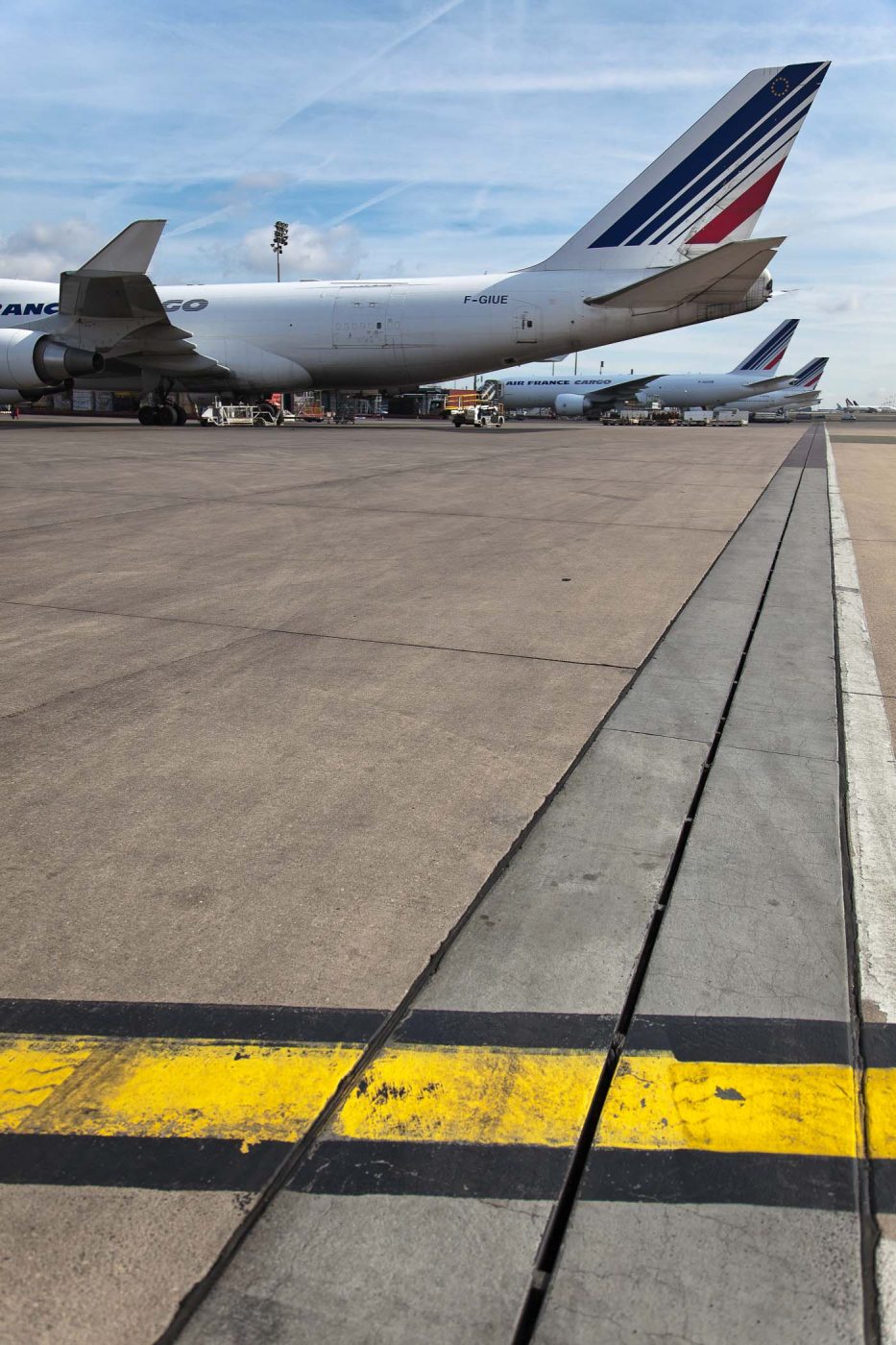 Aires Mike (CDG)