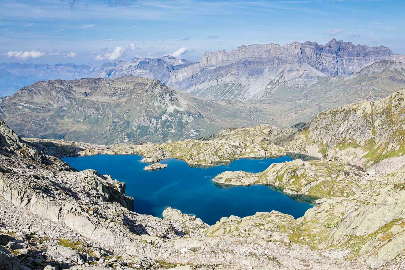 Lac Cornu (2276 m)