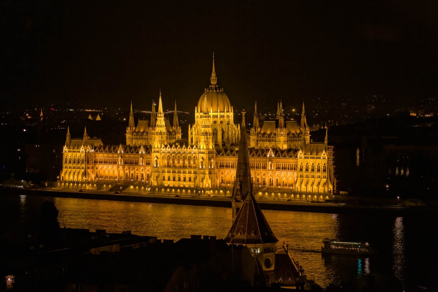 Le Parlement