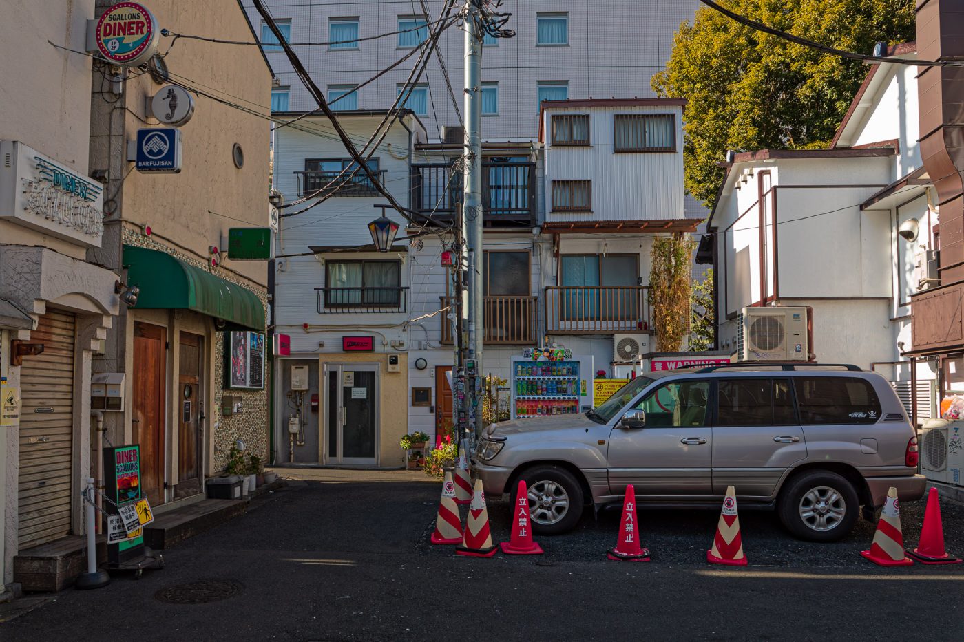 Shinjuku Golden Gai - 新宿ゴールデン街